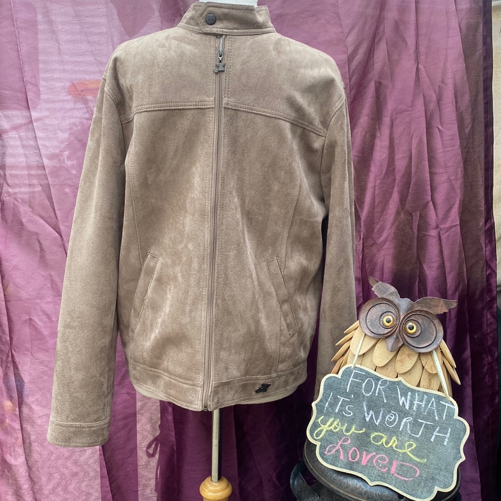 Armani Collezioni Men’s Beige Suede Jacket - Size XL - Classic Outdoor Style